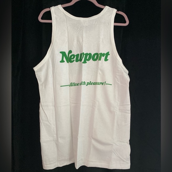 Vintage Newport Tank - Picture 4 of 4